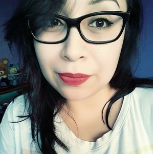 Meet your Posher, Karina